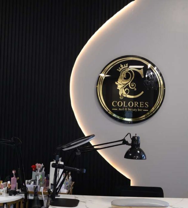 LOGO COLORES Nail & Beauty Bar